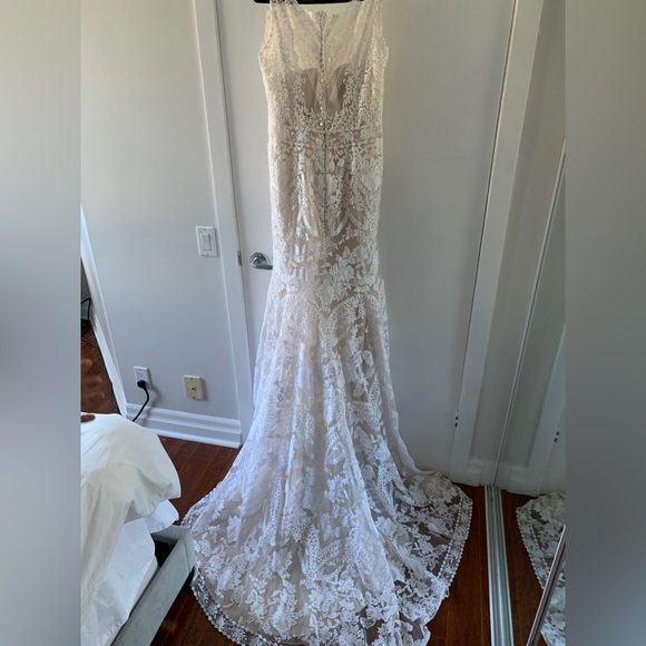 Gorgeous Eddy K dreams wedding dress in bridal size 16 (fits like a medium) - Picture 7 of 10
